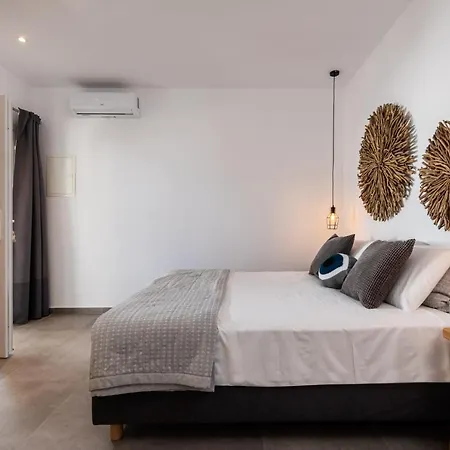 Secret Garden Apartment